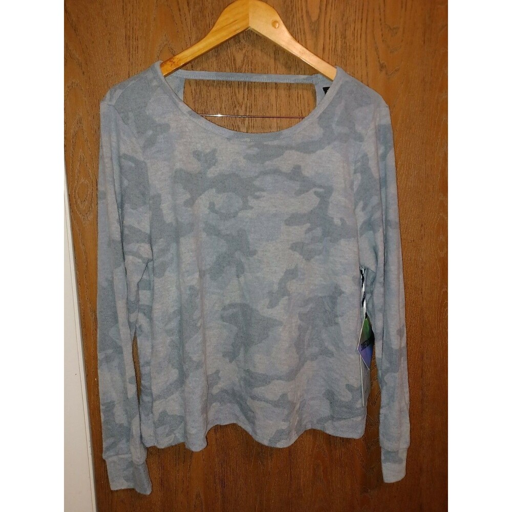 Sweet and Sinful Juniors Camo Print Open Back Pullover Sweater Size XL